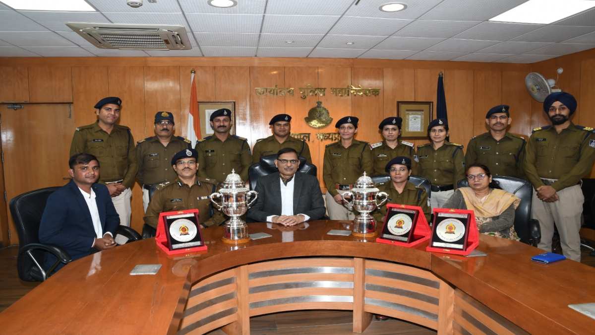 डिजिटल क्षेत्र में देशभर में MP पुलिस अव्वल: बेहतरीन काम के लिए मिला सम्मान, DGP ने दी बधाई