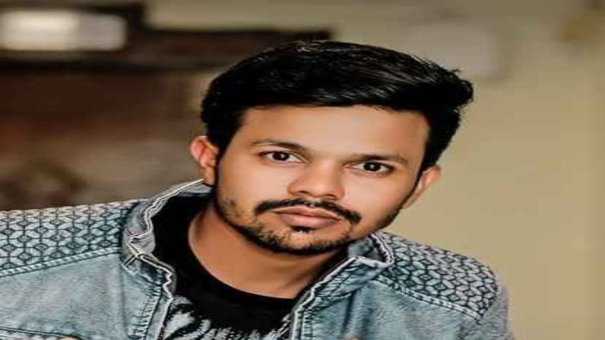 YouTuber ‘ओए इंदौरी’ पर Rape का केस: तलाकशुदा महिला को शादी का झांसा देकर कर रहा था फिजिकली यूज, सोशल मीडिया पर है मिलियन फॉलोअर्स