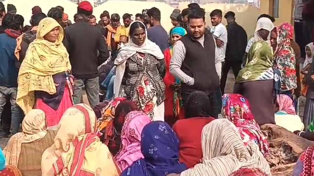CMO ने दी मीठी गोली, नहीं पहुंचा खातों में वेतन: फिर हड़ताल पर गए सफाईकर्मी, कहा- दाम नहीं तो काम नहीं