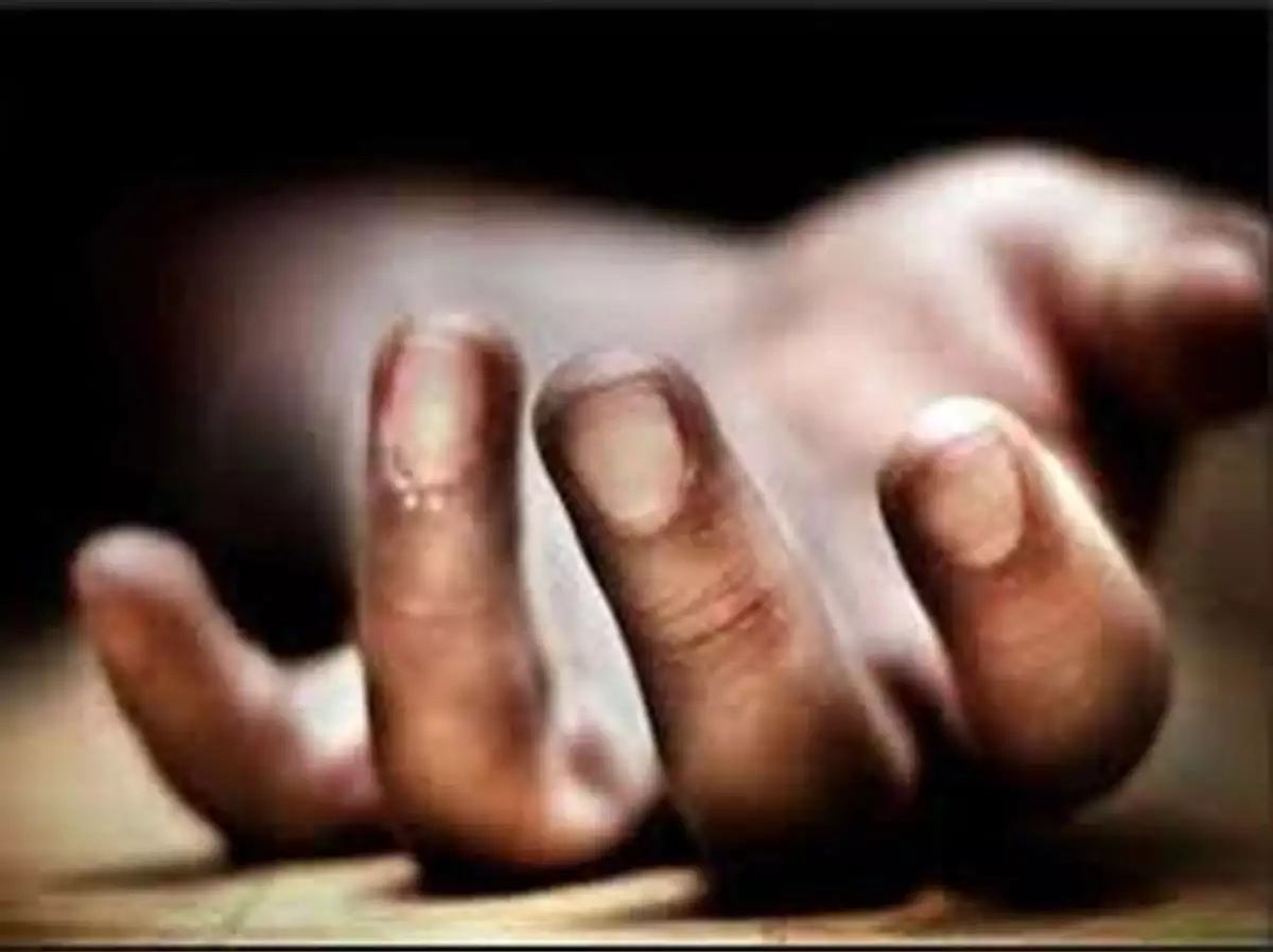 युवक की लाश उसके ही गर्लफ्रेंड के घर के अंदर, जाने आखिर क्या है मामला…