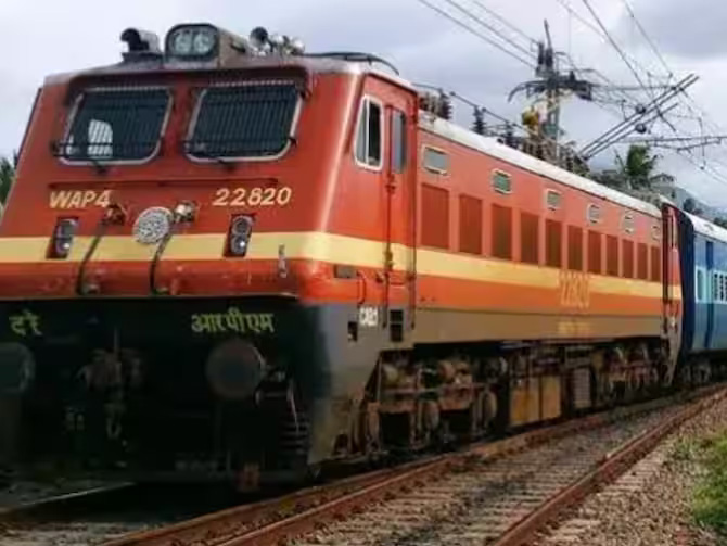 ट्रेनों के रद्द होने पर यात्रियों की आज से परेशानी बढ़ेगी