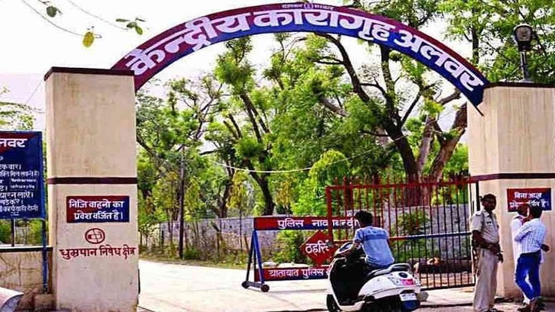 Rajasthan News: हत्या के मामले में सजायाफ्ता बंदी अलवर जेल से फरार