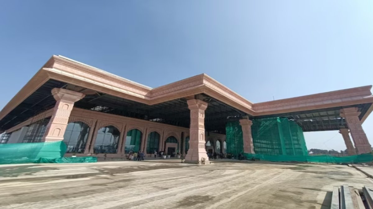 अयोध्या एयरपोर्ट के उद्घाटन को लेकर केंद्रीय मंत्री सिंधिया का बड़ा बयान, कहा- देश नहीं बल्कि पूरे विश्व के लिए महत्वपूर्ण तिथि
