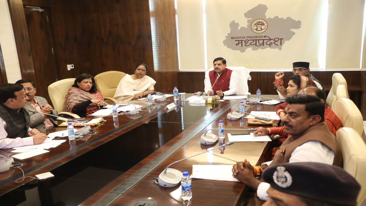 MP BREAKING: सीएम डॉ. मोहन यादव ने समीक्षा बैठक में लिया बड़ा फैसला, BRTS हटाने पर बनी सहमति