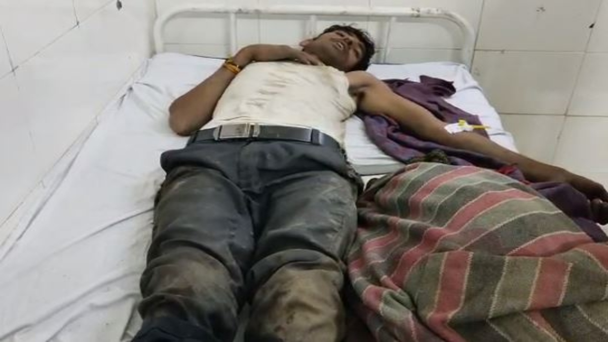 दुकान से पानी पीने पर दलित युवक की पिटाई: लोहे की रॉड और लाठियों से बेदम पीटा, आरोपियों पर केस दर्ज    