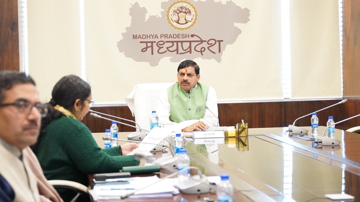 मुख्यमंत्री ने ली स्कूल शिक्षा विभाग की समीक्षा बैठक, दिए अधिकारियों को कई अहम निर्देश