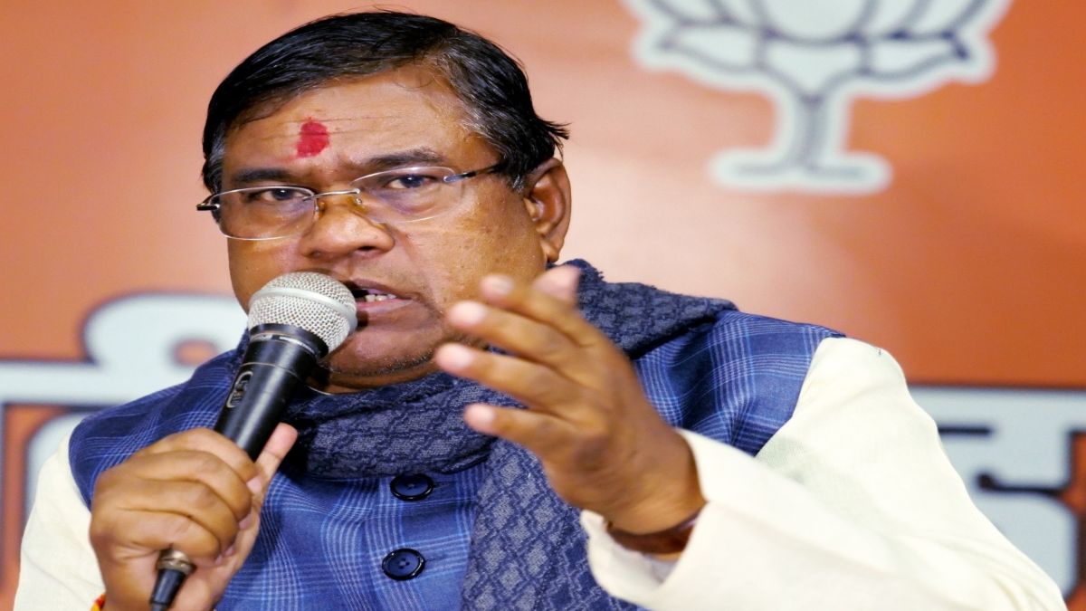 उपराष्ट्रपति की मिमिक्री मामले में सियासी बवाल: केंद्रीय मंत्री कुलस्ते का आया बयान, कहा- सांसदों का व्यवहार यह अच्छा कृत्य नहीं