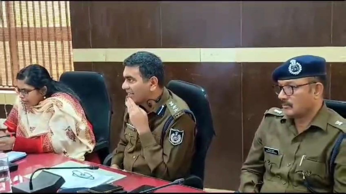 सीएम के आदेश के बाद हरकत में आया प्रशासन, सरकार के आदेशों का उल्लंघन करने पर होगी कार्रवाई