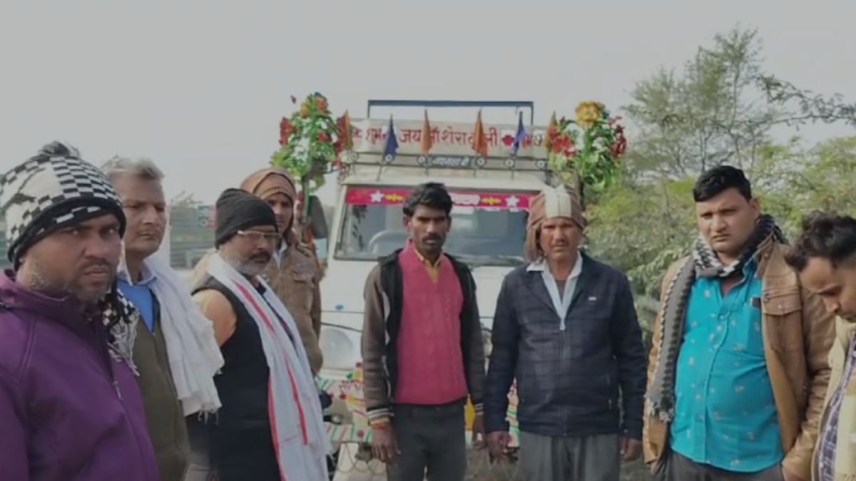 अपराधियों में नहीं पुलिस का खौफ: तमंचे के बल पर दो लोडिंग वाहनों में लूट, ड्राइवर को भी जमकर पीटा