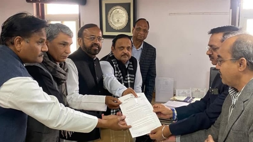 Rajasthan News: कांग्रेस ने की टीटी का नामांकन पत्र रद्द करने की मांग