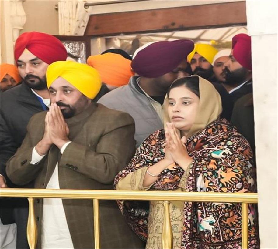 CM मान पहुंचे श्री फतेहगढ़ साहिब, शहादत को किया नमन