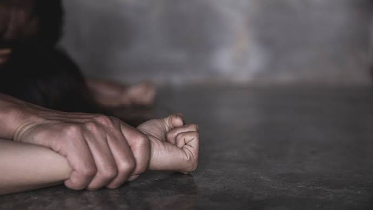 कलयुगी बेटे की शर्मनाक करतूत, मां के साथ किया ऐसा काम की पुलिस ने किया गिरफ्तार