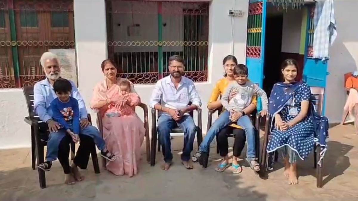 किसान का बेटा बना DSP, नियमित पढ़ाई और थोड़ी सी कोचिंग से हासिल किया ये मुकाम