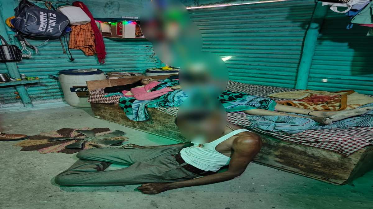 दिल दहलाने वाली घटनाः पत्नी की हत्या कर पति ने किया सुसाइड, पत्नी का शव बिस्तर और पति का फंदे पर मिला