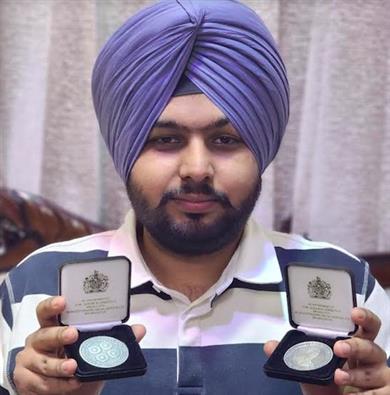 बग बाउंटी-हंटर हरिंदर को सिंगापुर सरकार के बाद अब यूके सरकार द्वारा मान्यता