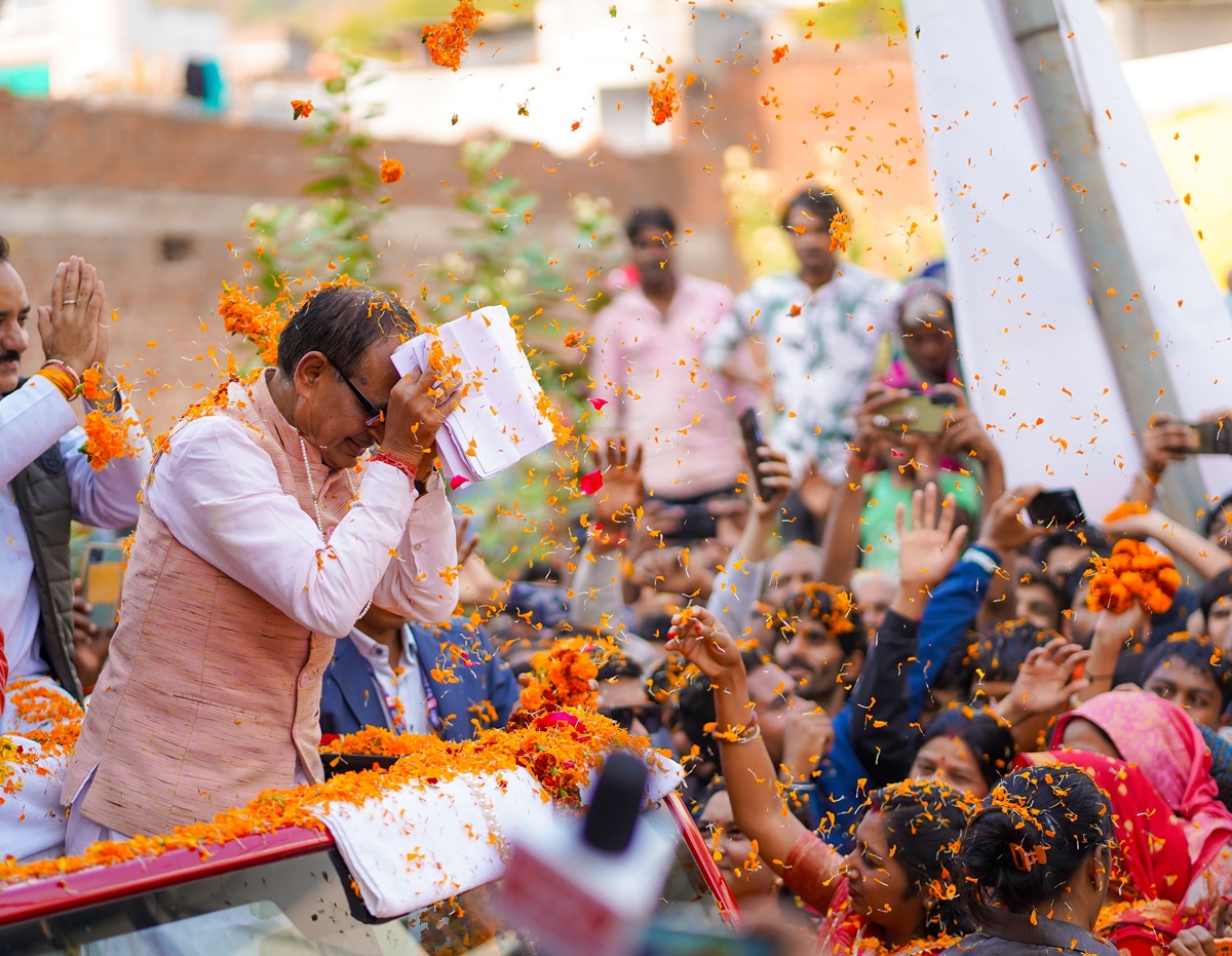 मामा और भैया से बड़ा कोई पद नहीं:  राघोगढ़ में CM शिवराज ने कहा-  सभी 29 सीटें जिताकर PM मोदी के गले में 29 कमल के फूलों की माला डालूंगा