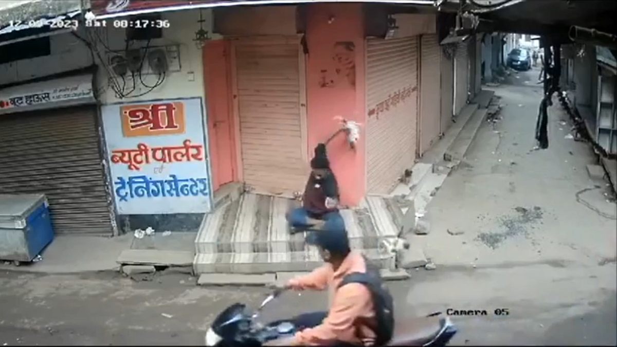 गुना के गुनहगार: कुत्ते के पिल्ले के साथ बर्बरता, आरोपी पुलिस हिरासत में, CM शिवराज ने X पर दी जानकारी