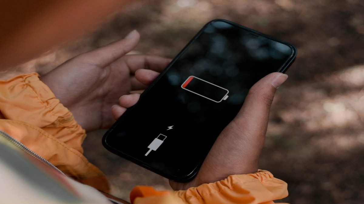 जल्दी खत्म होती है Battery ? आज ही बदल लें फोन की ये Settings, बढ़ जाएगी बैटरी लाइफ