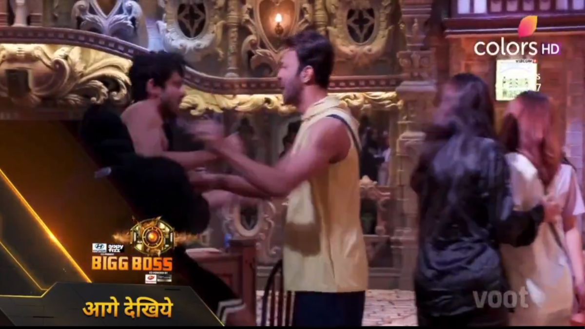 बिग बॉस के घर फिर हुआ बवाल, अभिषेक और विक्की की हुई लड़ाई, अंकिता को लेकर कही यह बड़ी बात …