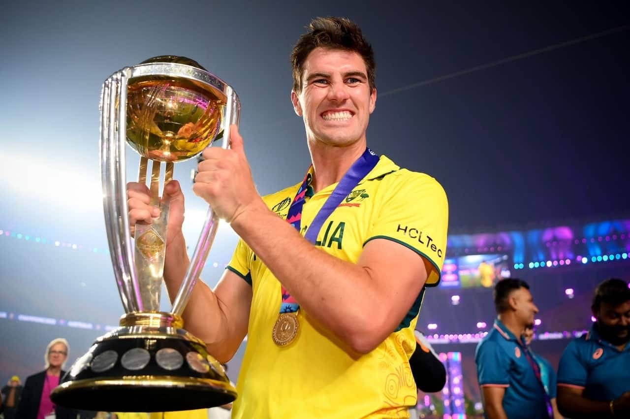 IPL Mini Auction 2024: ऑस्ट्रेलिया को विश्व विजेता बनाने वाले खिलाड़ी के लिए लगी आईपीएल इतिहास की सबसे बड़ी बोली, पैट कमिंस को सनराइज़र्स हैदराबाद ने 20 करोड़ 50 लाख में ख़रीदा