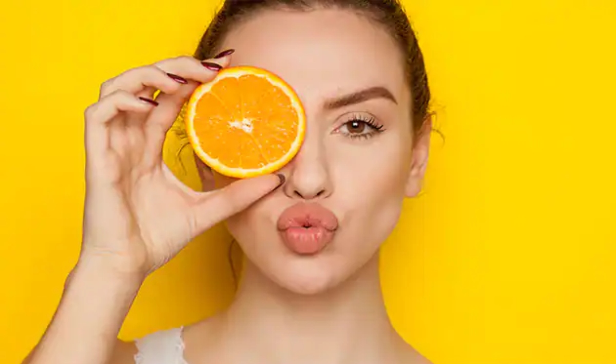 Skin Care Tips: संतरे के छिलके से बने फेसपैक स्किन के लिए बहुत फायदेमंद, यहां जाने से संतरे से बने 8 फेसपैक के बारे में…