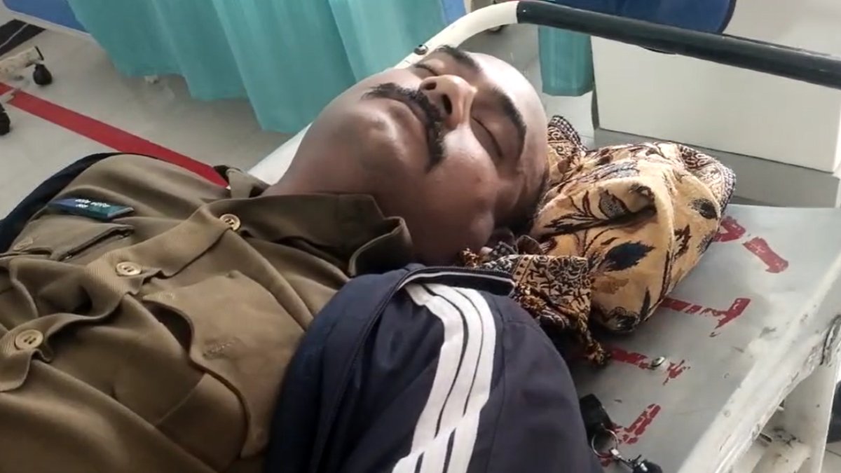 पुलिस कर्मी की हृदयघात से मौतः स्टेशन पर कांस्टेबल को आया अटैक और थम गई सांसे, राजधानी में था पदस्थ