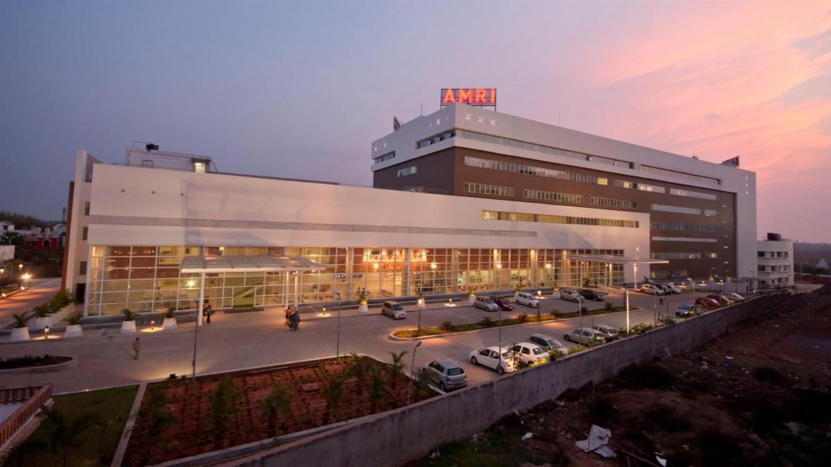 Odisha News : AMRI अस्पताल में आयोजित की जाएगी लाइव घुटने की सर्जरी