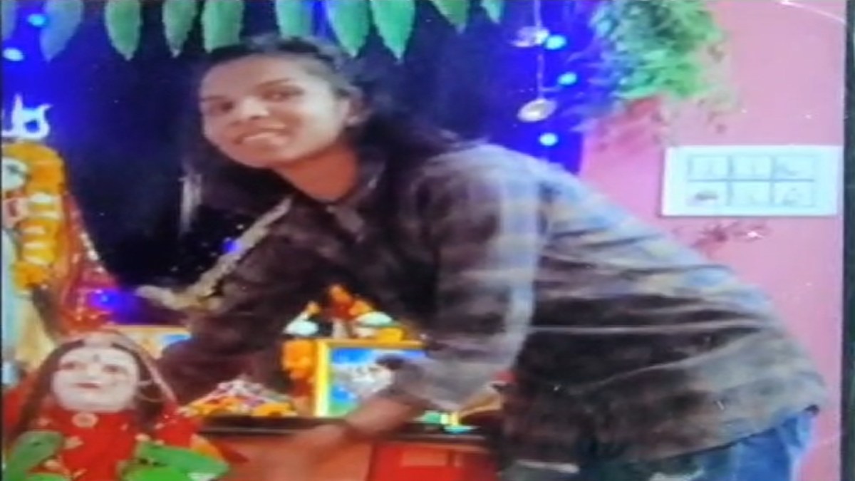 बताओ क्या जमाना आ गयाः अब बच्चों को डांट भी नहीं सकते, मोबाइल चलाने से मना करने पर नाबालिग ने जहर खाकर दे दी जान