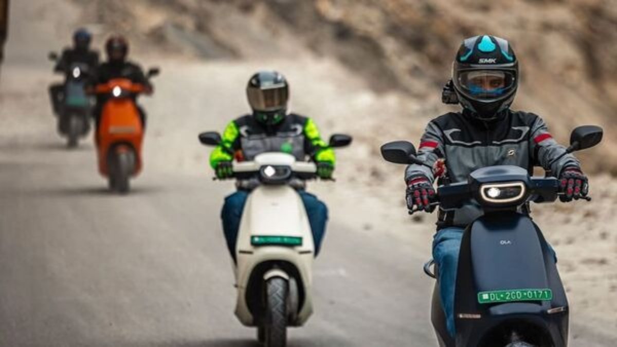 Electric Scooter Tips : कर रहे हैं इलेक्ट्रिक स्कूटर खरीदने पर विचार, तो ध्यान रखें ये 5 बातें, नहीं होगा धोखा