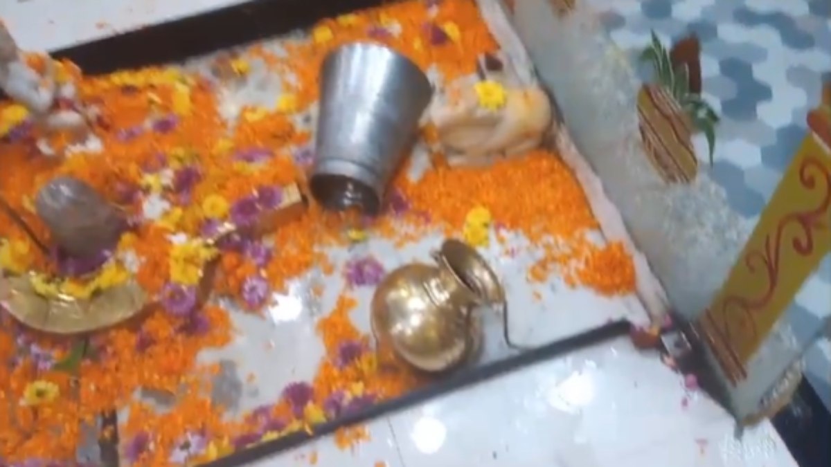 शिव मंदिर में तोड़फोड़ से बवालः आरोपी मुस्लिम युवक की बजरंग दल कार्यकर्ताओं ने कर दी जमकर पिटाई