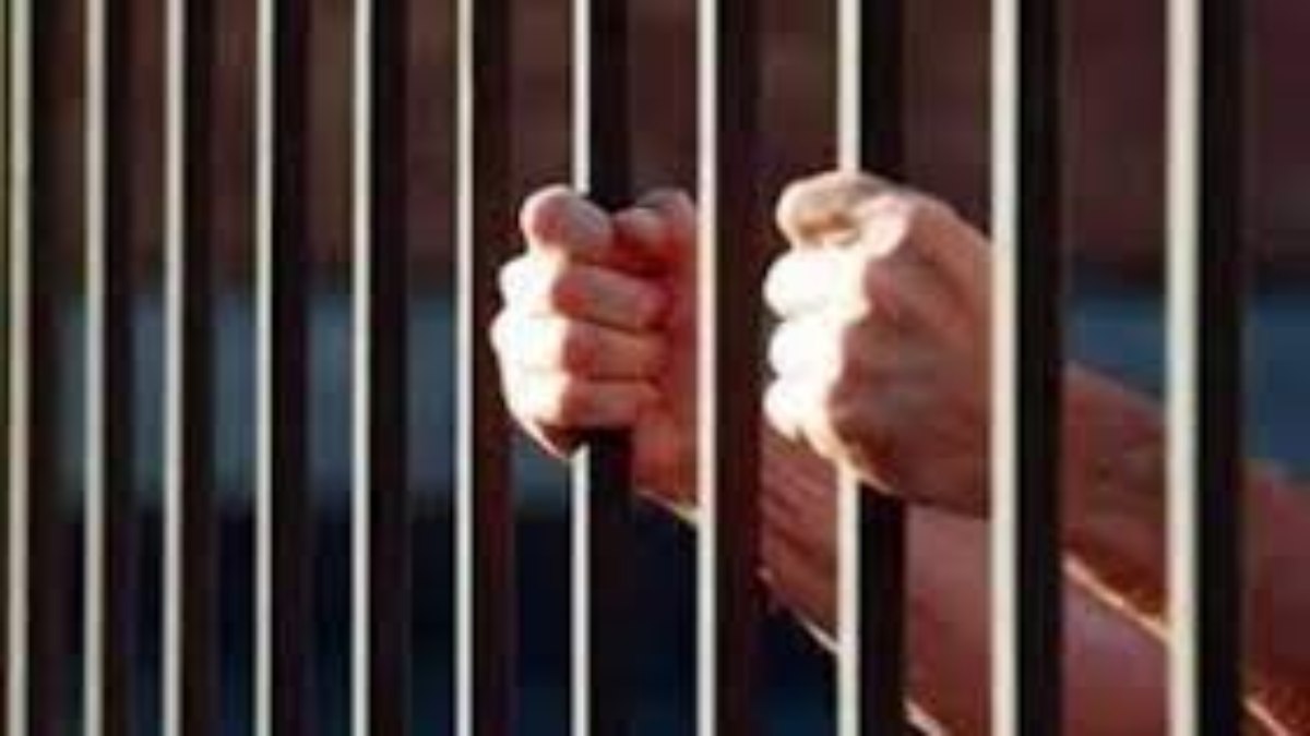 हत्यारिन पत्नी को उम्रकैद: गला घोंटकर पति को उतारा था मौत के घाट, रसोई में दफना दिया शव, कब्र के ऊपर बनाती थी खाना
