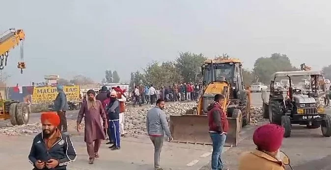 लुधियाना में मोगा-बरनाला राष्ट्रीय राजमार्ग पर दर्दनाक हादसा, चार लोगों की मौत