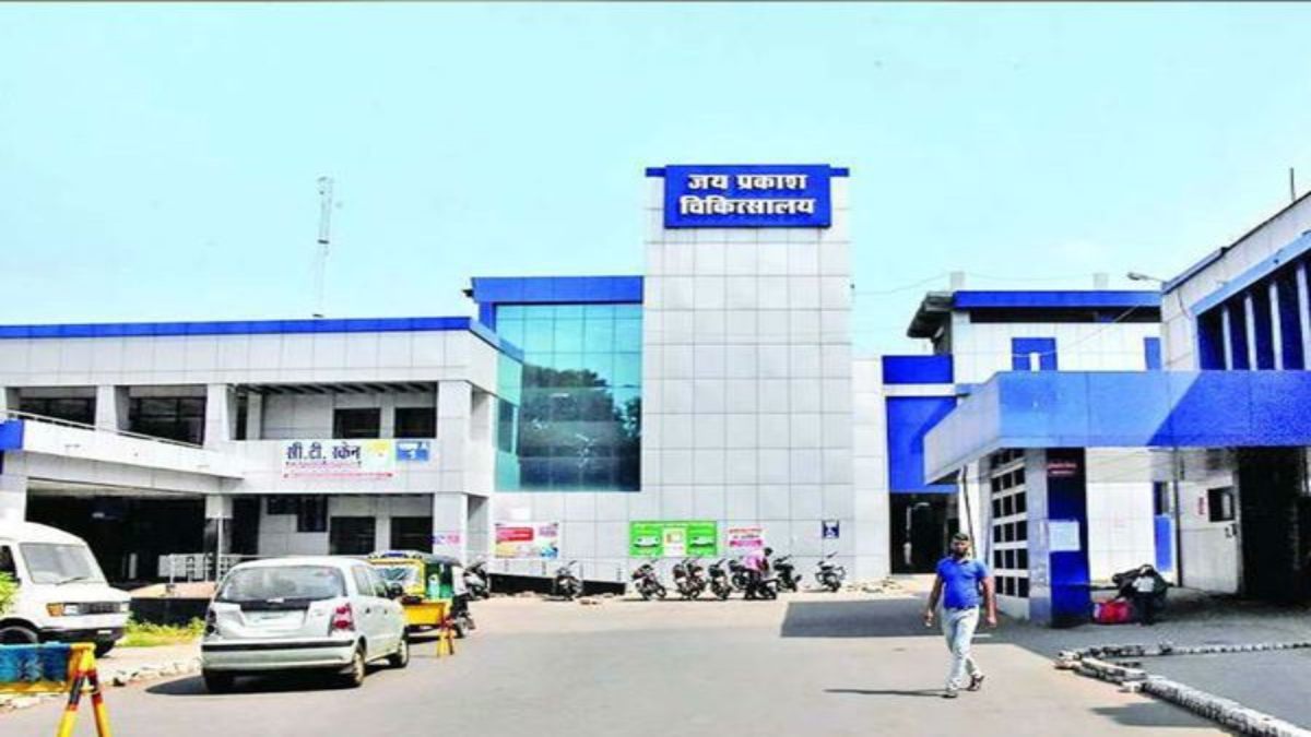 जेपी अस्पताल में बढ़ रहा असामाजिक तत्वों का जमावड़ा, हॉस्पिटल में गार्ड की संख्या बढ़ाने की मांग