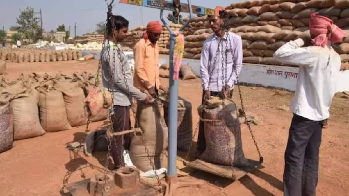 धान खरीदी ने पकड़ी रफ्तार, रोजाना मंडियों में हो रही तीन से चार लाख मीट्रिक टन की खरीदी…
