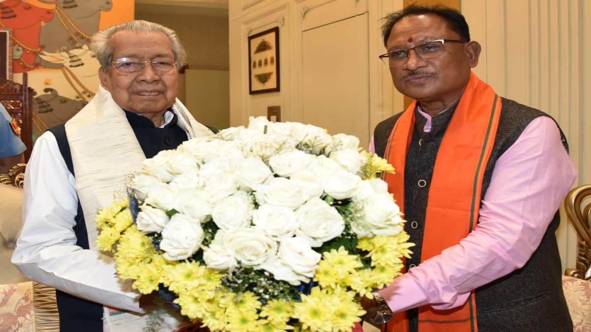 CG BREAKING : मुख्यमंत्री विष्णुदेव साय ने राज्यपाल हरिचंदन से की सौजन्य भेंट, इन विषयों पर हुई चर्चा