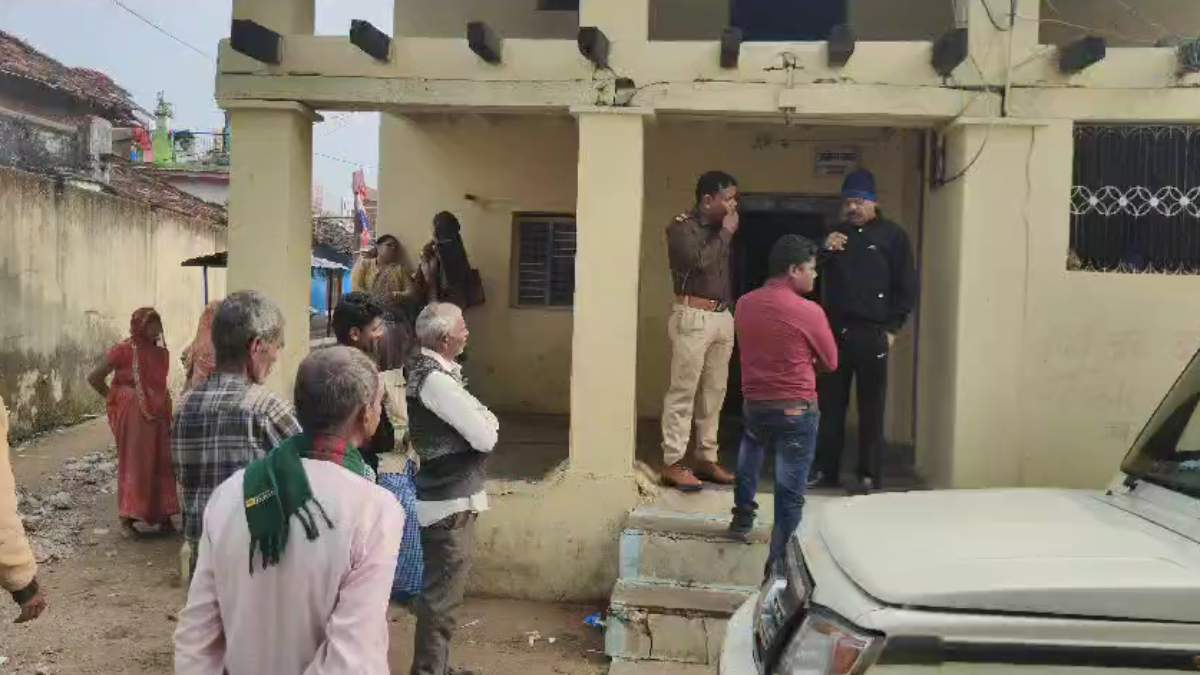 MP Crime News: पत्नी का जन्मदिन मनाने गए BJP नेता के घर में चोरी, सोने-चांदी के जेवरात समेत कैश पार