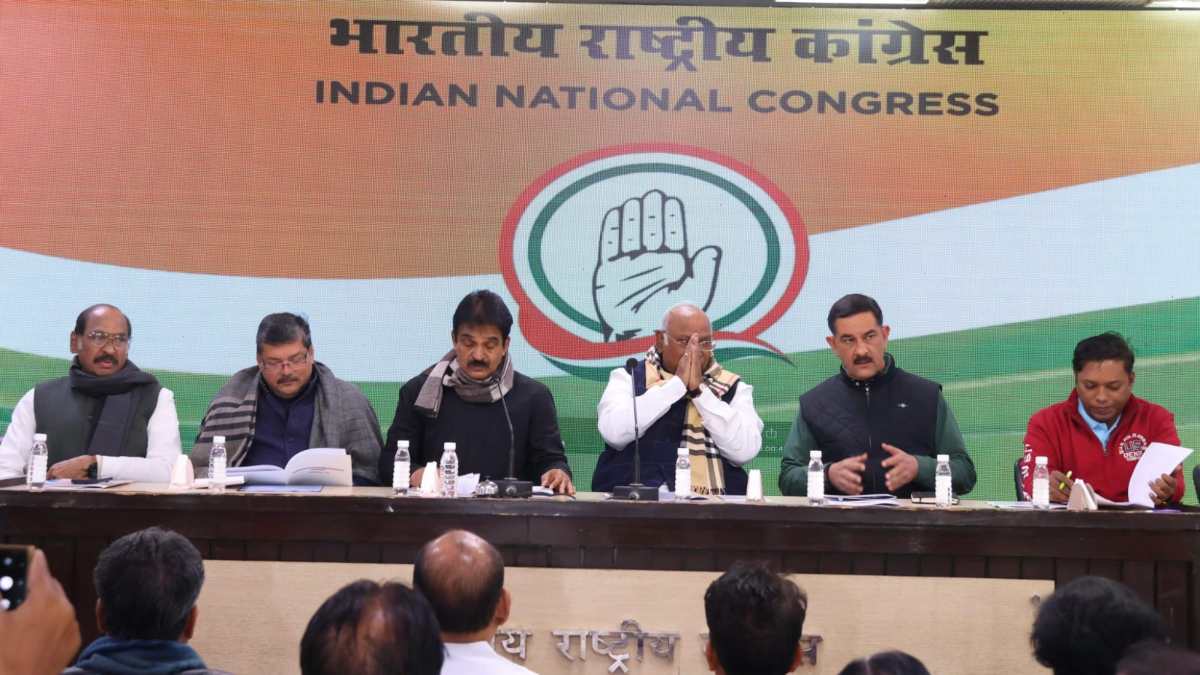 दिल्ली में लोकसभा प्रभारी की बैठक: फरवरी तक प्रत्याशियों के नाम ऐलान करने की रणनीति, 2 से 3 नामों का पैनल बनाने के निर्देश