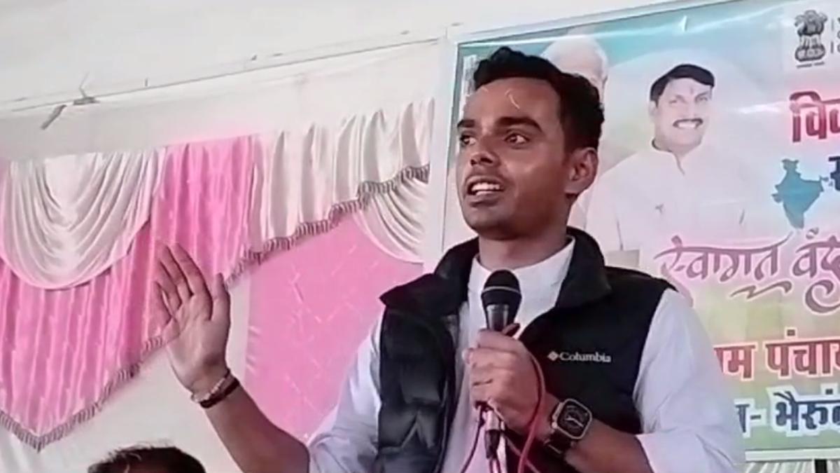 ‘अपनी सरकार से भी लड़ना पड़ा तो उसके लिए तैयार’: शिवराज के बेटे कार्तिकेय बोले- पिता जी अब CM नहीं रहे, इसलिए जो वादे आपसे किए थे, उसे निभाने आया हूं
