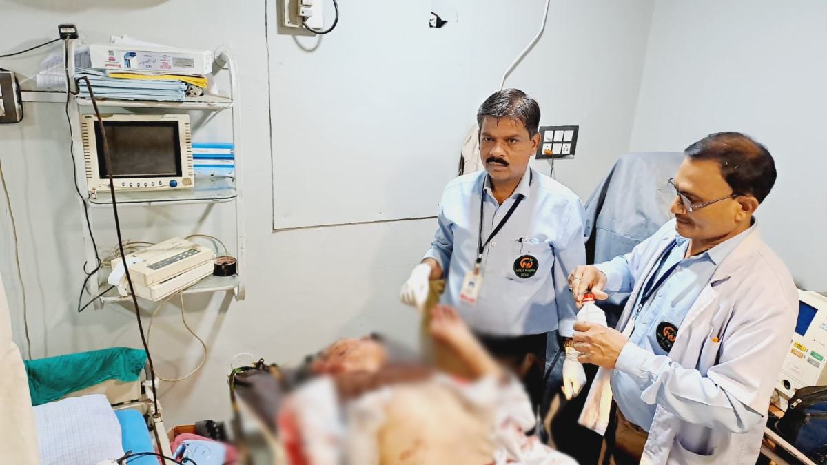 चाइनीज मांझा की चपेट में आए बुजुर्ग और मासूम,  अस्पताल में भर्ती, इलाज जारी