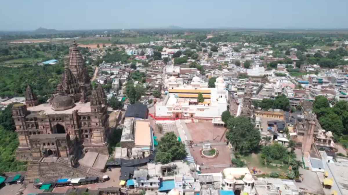 अयोध्या के श्री राम ओरछा की धड़कन में विराजमान: दोनों के बीच गहरा नाता, राम राजा सरकार को दिन में 8 बार दिया जाता है गार्ड ऑफ ऑनर, हिंदू-मुस्लिम सभी के आराध्य