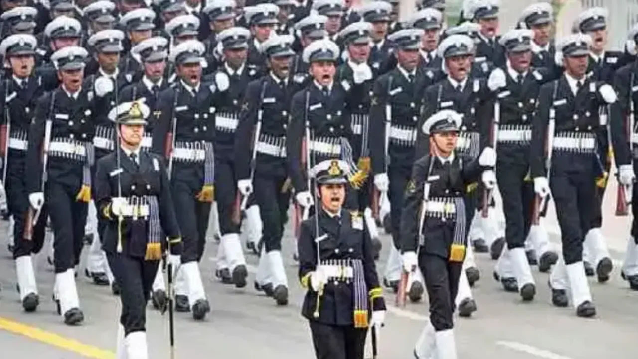 कर्तव्य पथ पर नारी शक्ति ने रचा इतिहास , तीनों सेनाओं की टुकड़ी पहली बार हुई शामिल