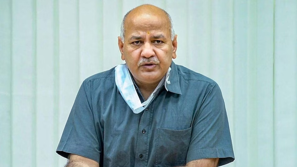 दिल्ली के पूर्व डिप्टी CM मनीष सिसोदिया एलएनजेपी अस्पताल लाया गया