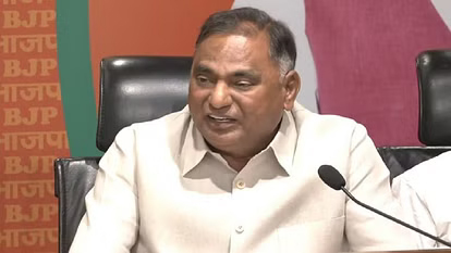 केजरीवाल की उपलब्धियों का दावा झूठ का पुलिंदा : बिधूड़ी