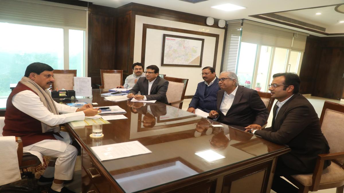 मुख्यमंत्री डॉ. मोहन यादव से उद्योगपतियों ने की मुलाकात, हर संभव मदद का CM ने दिया आश्वासन