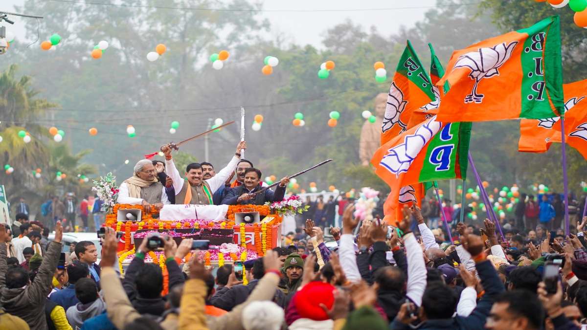 CM Mohan Yadav Rewa Visit: मंच से सीएम डॉ मोहन ने दी नसीहत, कोई भी अधिकारी बदतमीजी करेगा तो बख्शा नहीं जाएंगा…जानें क्यों कहा- घी में अपने रीवा की चारों उंगली