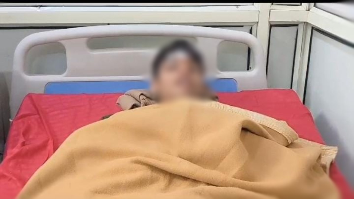 क्रिकेट खेलने को लेकर विवाद: 15 साल के मासूम छात्र की बदमाश ने की बेदम पिटाई, FIR दर्ज