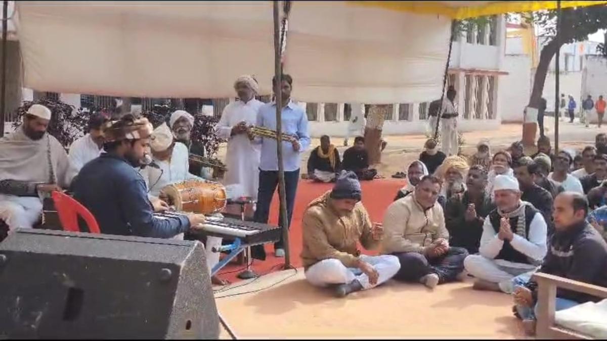 Ram Mandir: धर्म की बेड़ियां तोड़कर राम भक्ति में लीन हुए मुस्लिम कैदी, राम मय हुआ पूरा सेंट्रल जेल