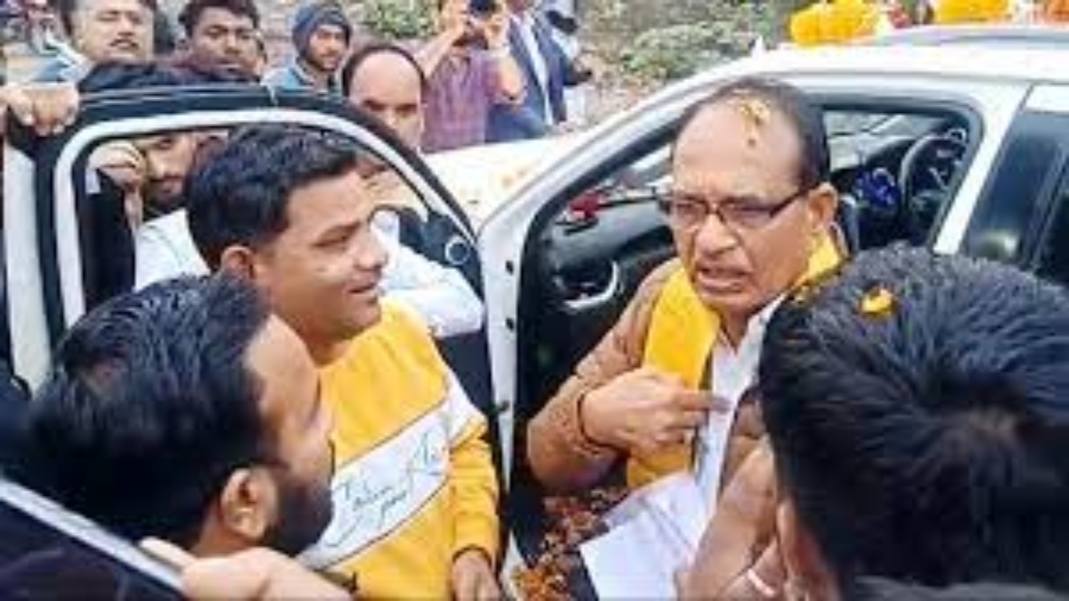 ‘आप बैंड बजाओ, कोई रोकेगा तो मैं देख लूंगा’, पूर्व सीएम शिवराज का बयान सोशल मीडिया में viral