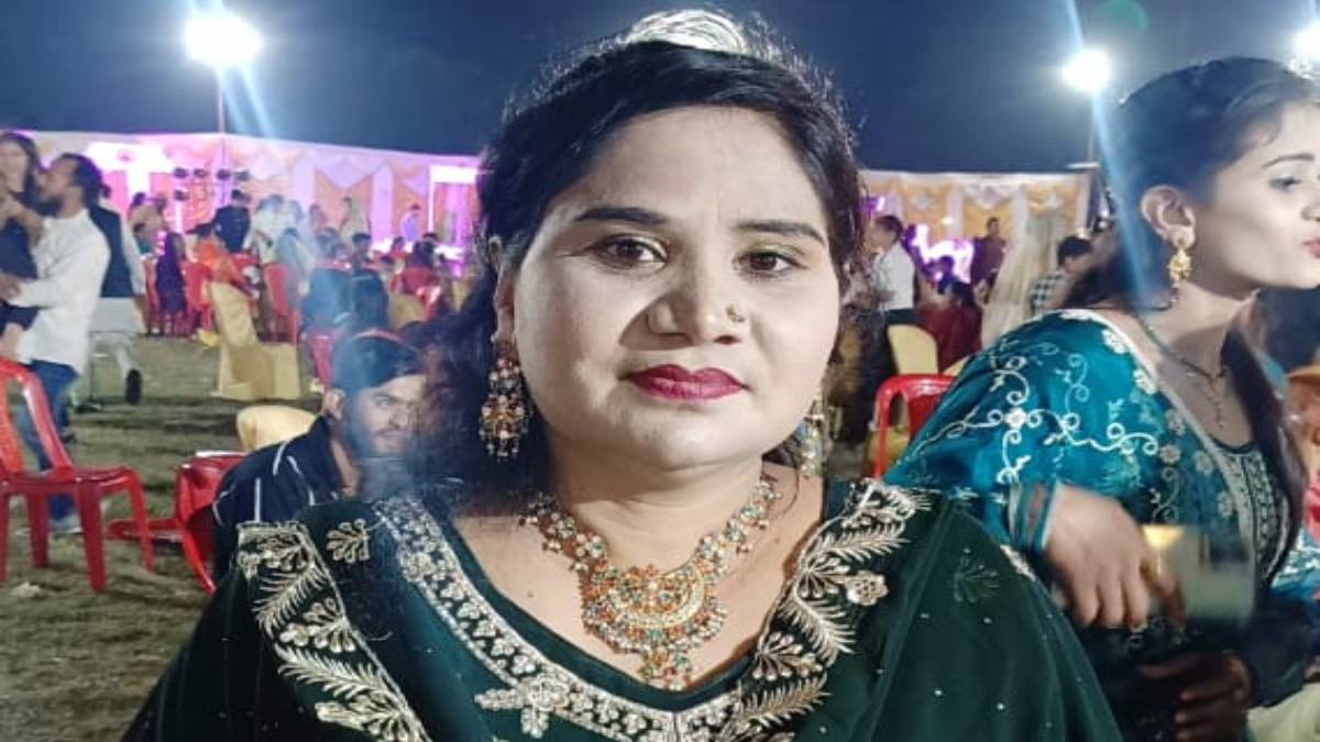सनसनीखेज मामला: बाप-बेटे ने की पड़ोसी महिला की चाकू मारकर हत्या, वारदात से सहमा क्षेत्र