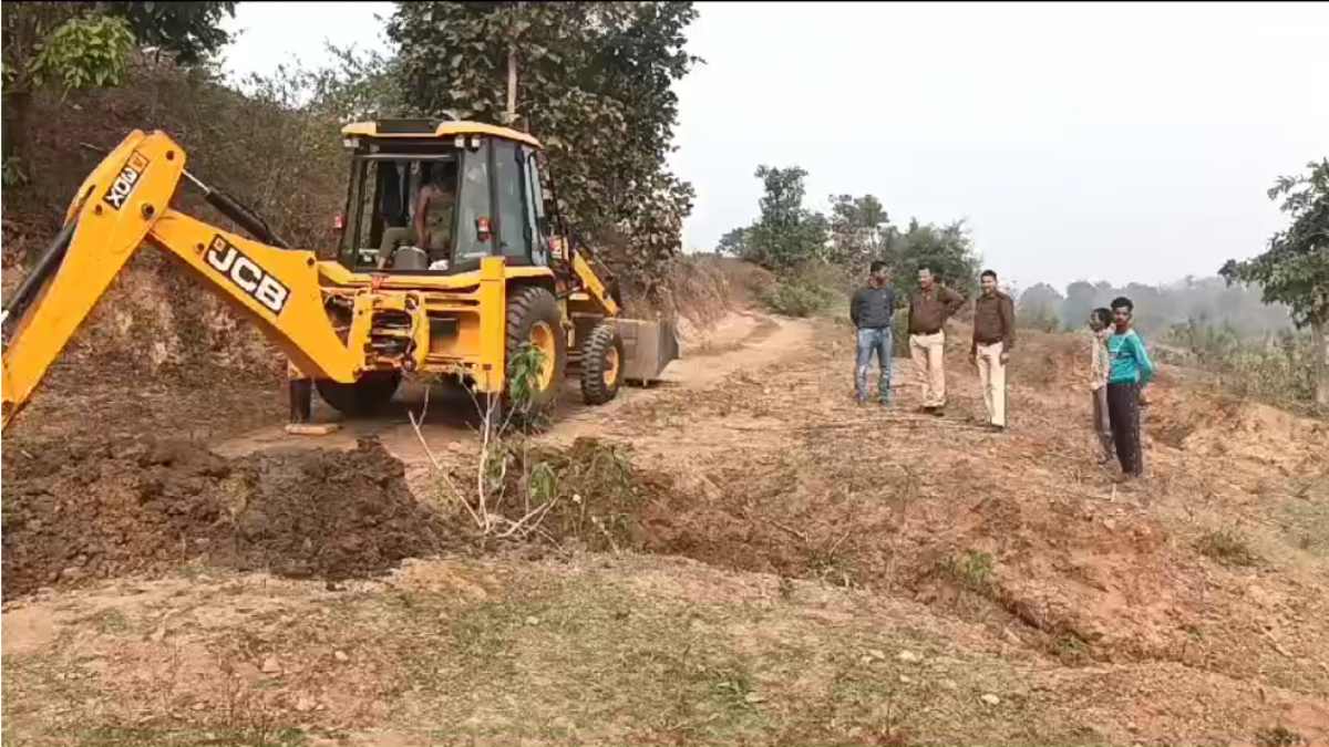 अवैध खनन के खिलाफ चला प्रशासन का चाबुक: 15 दिन के अंदर 35 मामले दर्ज, माफियाओं पर लगा 17 लाख का जुर्माना